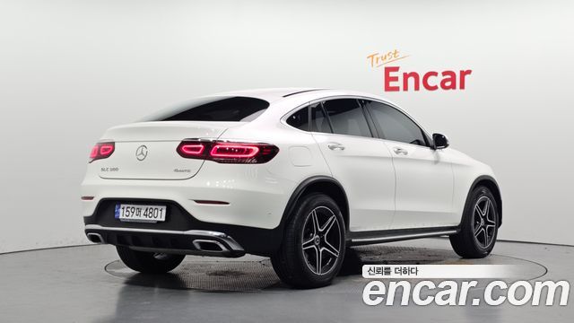 Mercedes-Benz GLC-Class (X253) GLC300 4MATIC Premium Coupe 2021 — фото 2