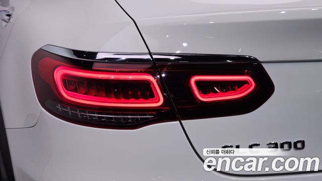 Mercedes-Benz GLC-Class (X253) GLC300 4MATIC Premium Coupe 2021 — фото 29