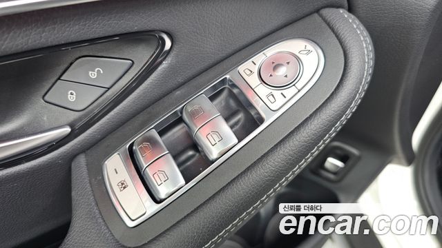 Mercedes-Benz GLC-Class (X253) GLC300 4MATIC Premium Coupe 2021 — фото 35