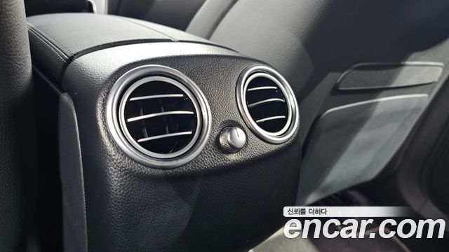Mercedes-Benz GLC-Class (X253) GLC300 4MATIC Premium Coupe 2021 — фото 40