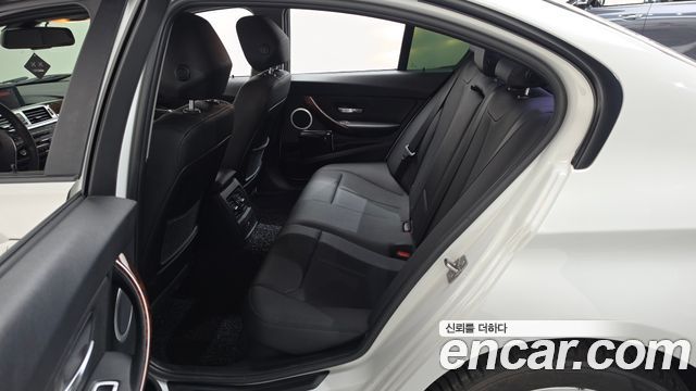 BMW 3 Series (F30) 320i 2013 — фото 12