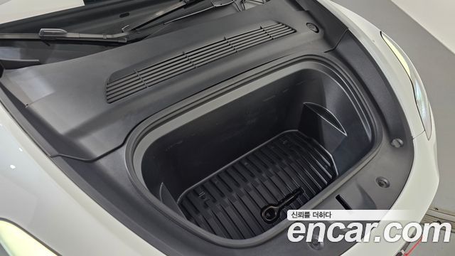 Tesla Model Y RWD 2024 — фото 6
