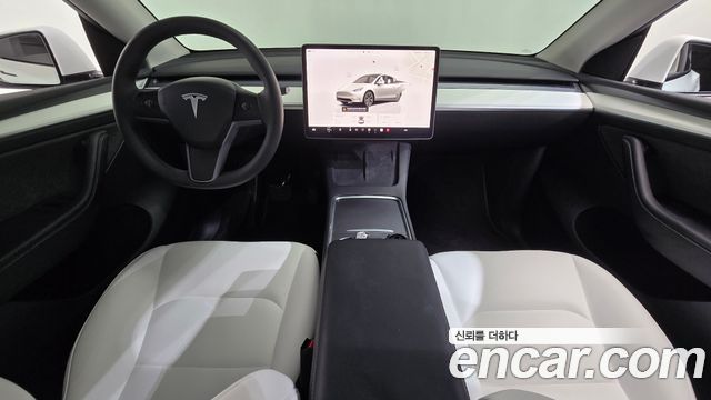 Tesla Model Y RWD 2024 — фото 7