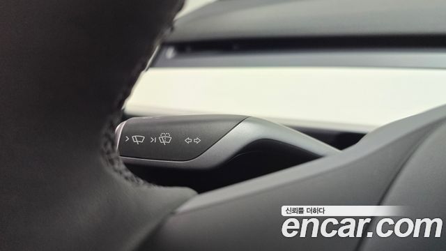 Tesla Model Y RWD 2024 — фото 22