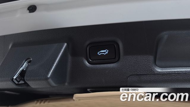Hyundai Santa Fe Diesel 2.2 2WD Prestige 2021 — фото 17