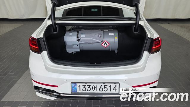 Kia K7 Premier 3.0 LPI Prestige 2020 — фото 20