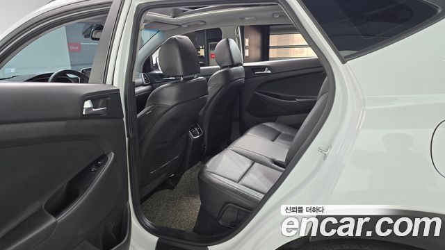 Hyundai Tucson Gasoline 1.6 turbo 2WD Modern 2020 — фото 11