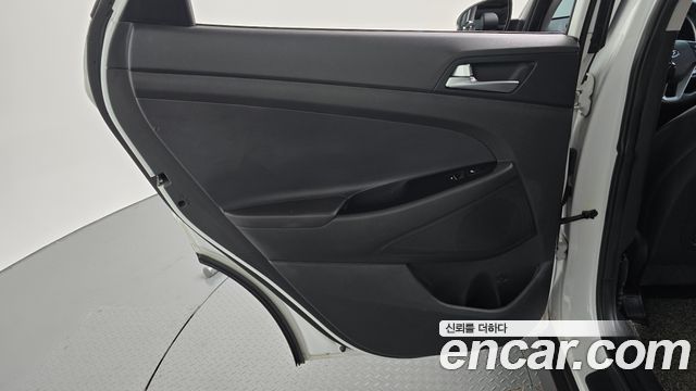 Hyundai Tucson Gasoline 1.6 turbo 2WD Modern 2020 — фото 25