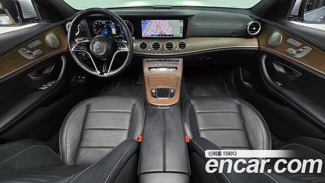 Mercedes-Benz E-Class (W213) E300e 4MATIC Exclusive 2021 — фото 7