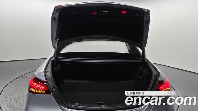 Mercedes-Benz E-Class (W213) E300e 4MATIC Exclusive 2021 — фото 32