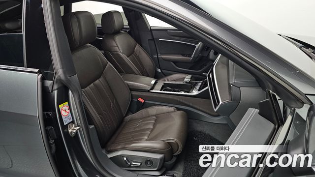 Audi A7 (4K) 55 TFSI Quattro Premium 2021 — фото 32