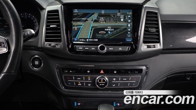 KG Mobility (SsangYong) Rexton Sports Khan Diesel 2.2 2WD Noblesse 2021 — фото 14