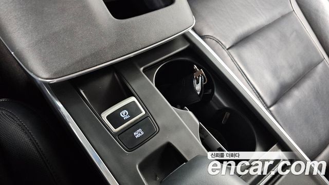 Hyundai Grandeur (IG) 3.0 LPi Exclusive 2020 — фото 28
