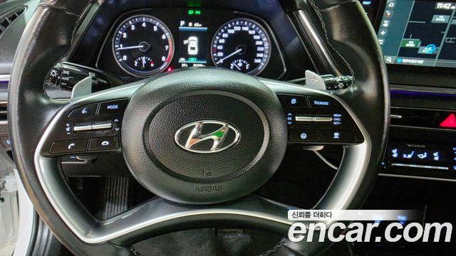 Hyundai Sonata (DN8) 2.0 Premium Plus 2022 — фото 17