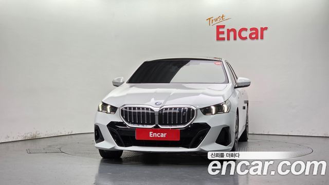 BMW i5 (G60) xDrive 40 M Sport 2025 — фото 3