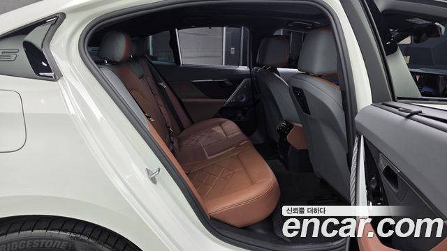 BMW i5 (G60) xDrive 40 M Sport 2025 — фото 12