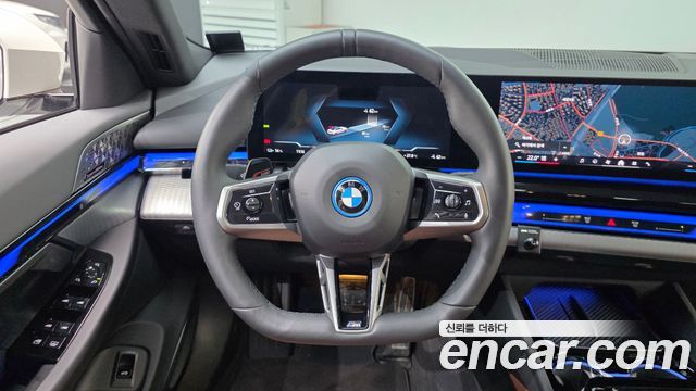 BMW i5 (G60) xDrive 40 M Sport 2025 — фото 13