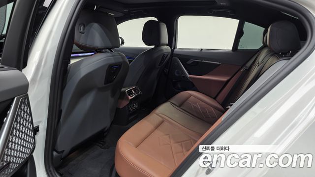 BMW i5 (G60) xDrive 40 M Sport 2025 — фото 26