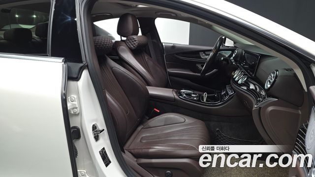 Mercedes-Benz CLS-Class (C257) CLS450 4MATIC AMG Line 2019 — фото 11