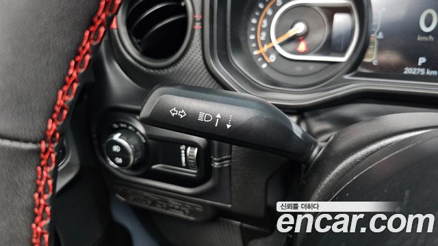 Jeep Wrangler (JL) 2.0 Rubicon Power Top 4Door 2024 — фото 17