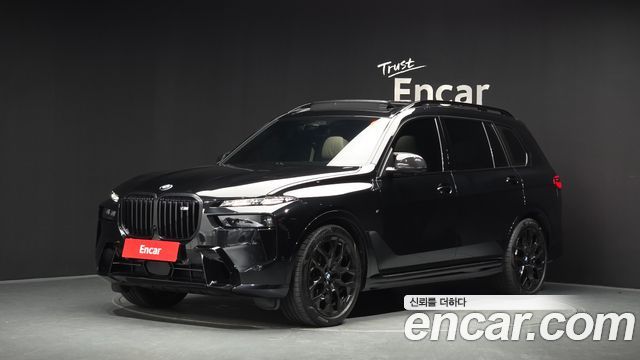 BMW X7 (G07) xDrive 40i M Sport 6STR 2025 — фото 1