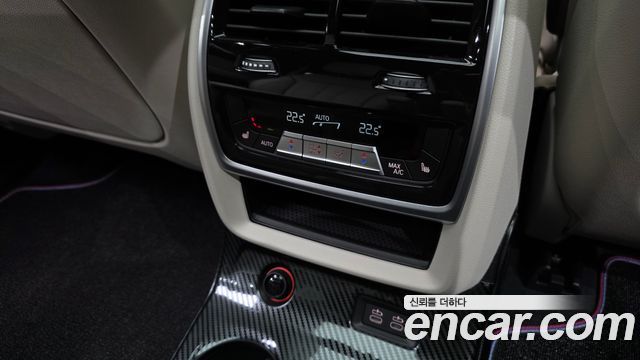BMW X7 (G07) xDrive 40i M Sport 6STR 2025 — фото 39
