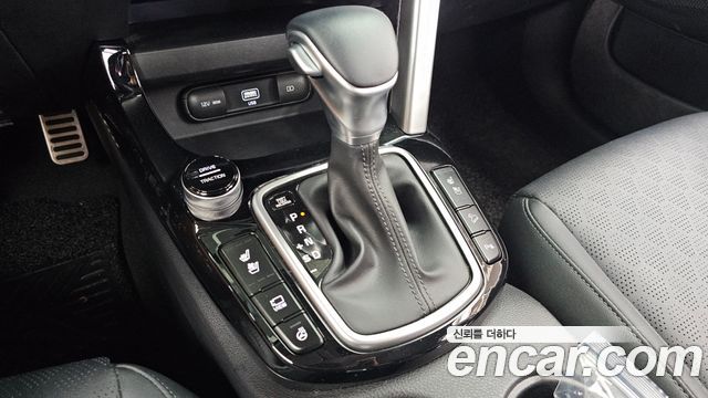 Kia Seltos Gasoline 1.6 Turbo 2WD Noblesse 2020 — фото 9