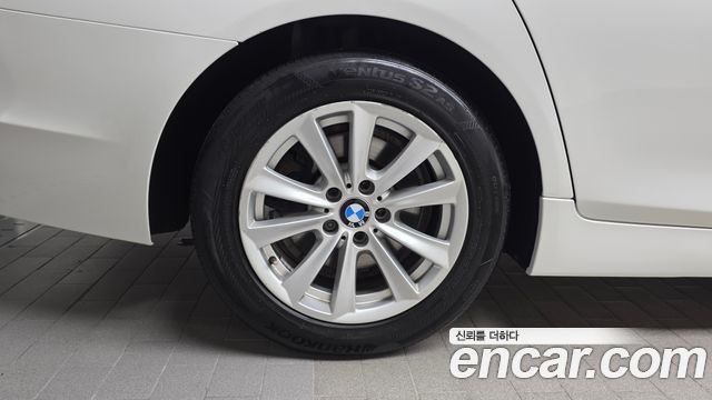 BMW 5 Series (F10) 520d 2013 — фото 5