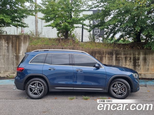 Mercedes-Benz GLB-Class (X247) GLB250 4MATIC 2023 — фото 6