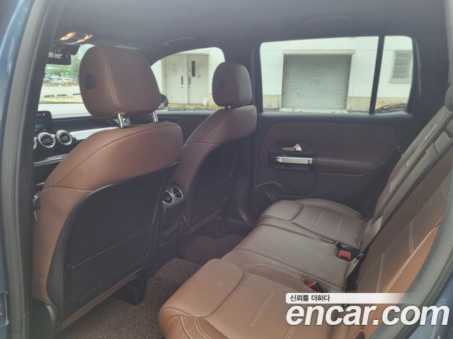 Mercedes-Benz GLB-Class (X247) GLB250 4MATIC 2023 — фото 15