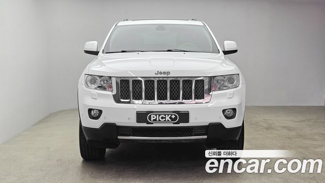 Jeep Grand Cherokee 3.0 Diesel Overland WK2 2013 — фото 3