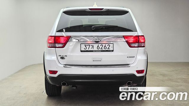 Jeep Grand Cherokee 3.0 Diesel Overland WK2 2013 — фото 4