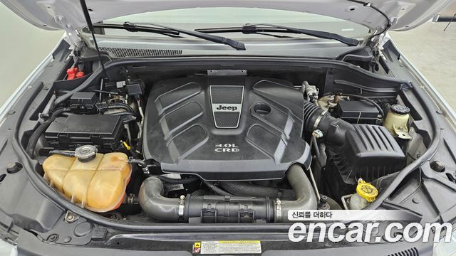 Jeep Grand Cherokee 3.0 Diesel Overland WK2 2013 — фото 6