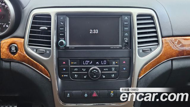Jeep Grand Cherokee 3.0 Diesel Overland WK2 2013 — фото 18