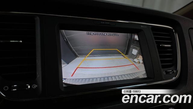Kia Carnival 9-Seater Prstige 2019 — фото 15
