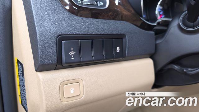 Kia Carnival 9-Seater Prstige 2019 — фото 16
