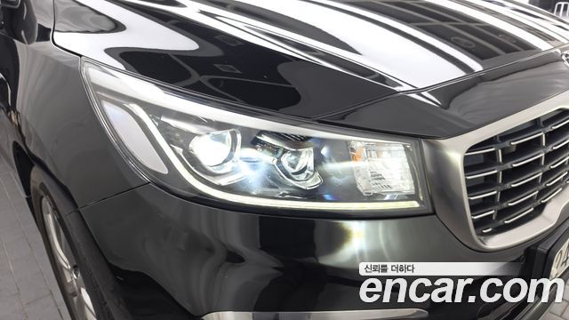 Kia Carnival 9-Seater Prstige 2019 — фото 22