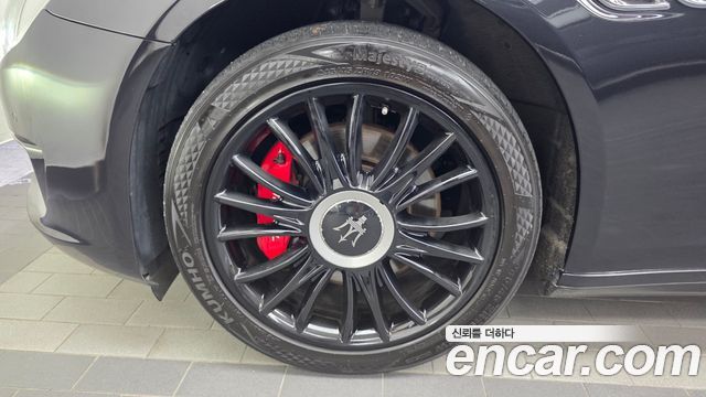 Maserati Quattroporte 3.0 Diesel 2015 — фото 5