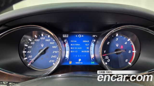 Maserati Quattroporte 3.0 Diesel 2015 — фото 8