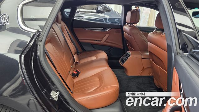 Maserati Quattroporte 3.0 Diesel 2015 — фото 12