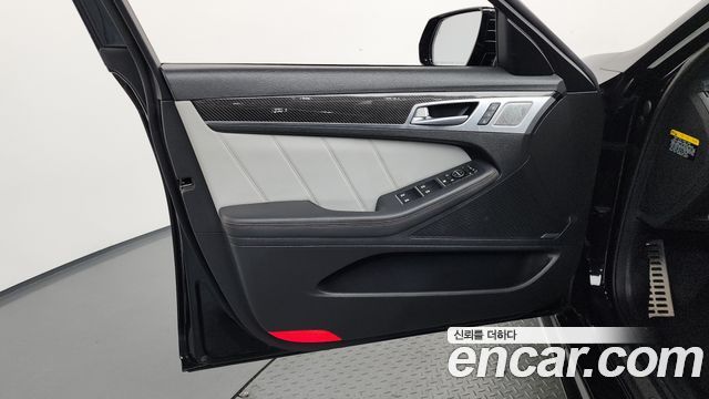 Genesis G80 3.3 T-GDI AWD Sport 2017 — фото 24