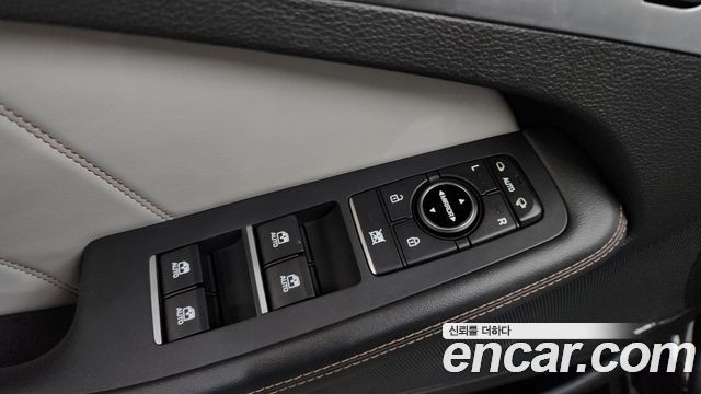 Genesis G80 3.3 T-GDI AWD Sport 2017 — фото 29