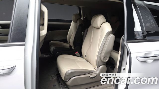 Kia Carnival (IV) Diesel 9-Seater Prestige 2022 — фото 26