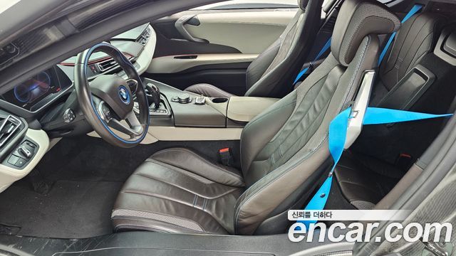 BMW i8 Coupe 2016 — фото 20