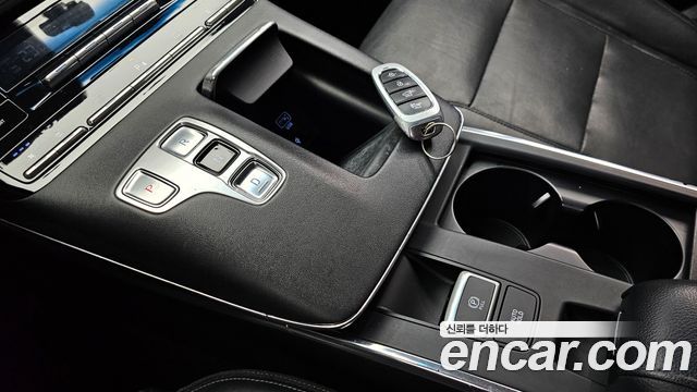 Hyundai Grandeur (IG) 2.5 Premium Choice 2021 — фото 9