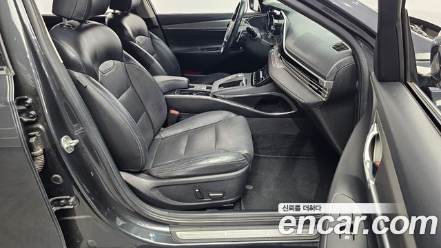 Hyundai Grandeur (IG) 2.5 Premium Choice 2021 — фото 26