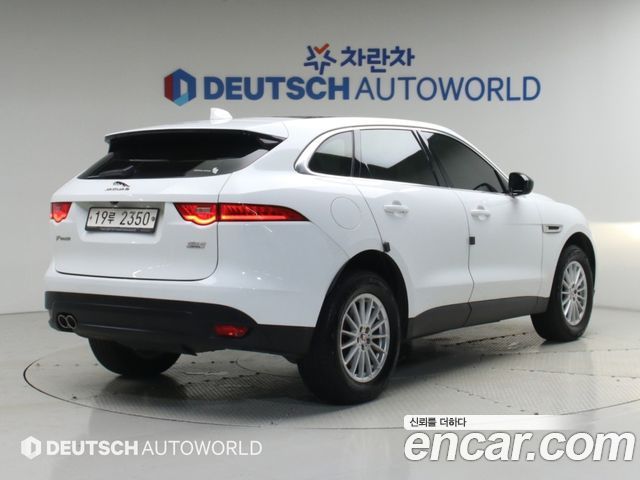Jaguar F-PACE 20d Prestige 2018 — фото 2