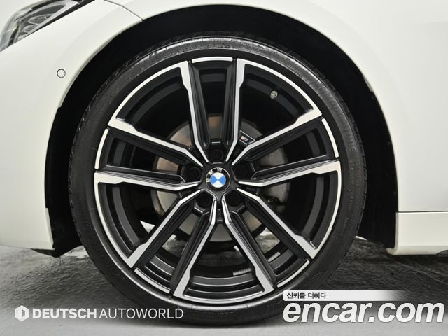 BMW 4 Series (G22) 420i M Sport Coupe 2024 — фото 6