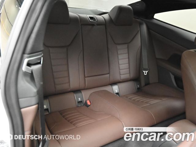 BMW 4 Series (G22) 420i M Sport Coupe 2024 — фото 17
