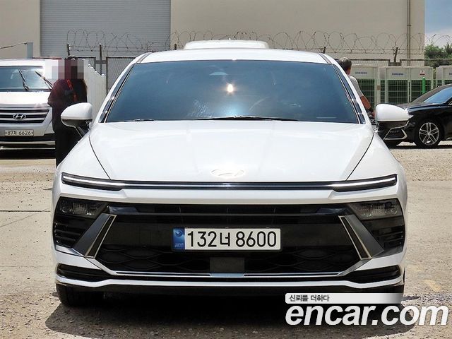 Hyundai Sonata The Edge (DN8) 2.0 Exclusive